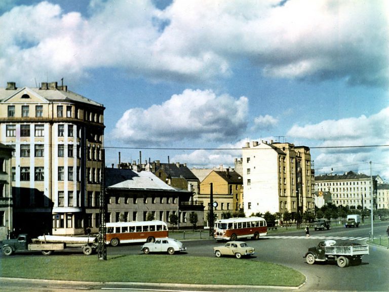Dominiks Gedzjuns. 13 January Street in Riga, late 1950-ies