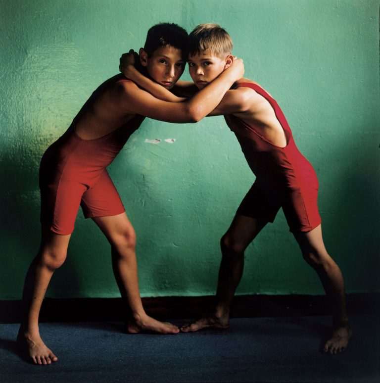 Michal Chelbin. Hold, Ukraine, 2006